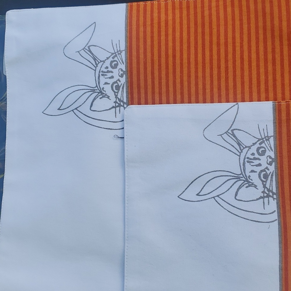 set 4 Easter Bunny placemat Ellen DeGeneres orange striped Cloth Bunny trim